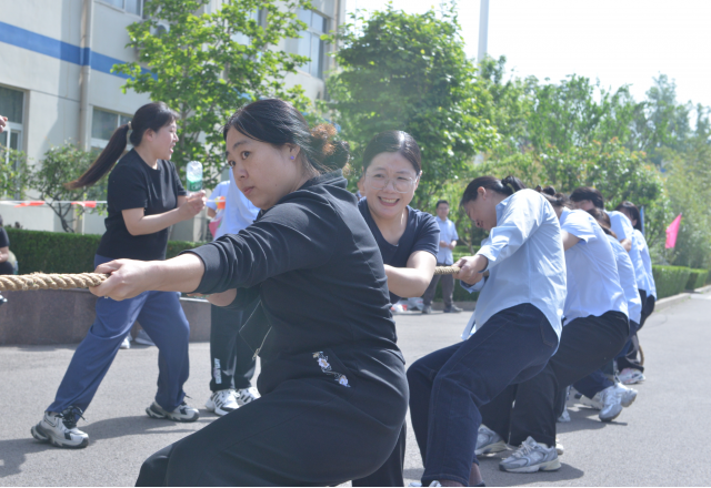 迎五一，展風(fēng)采——新風(fēng)光第二十一屆春季運動會召開